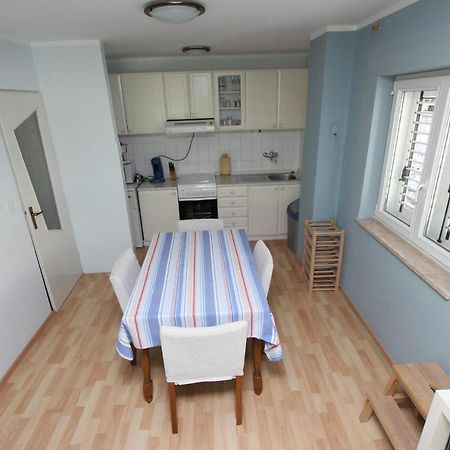 Apartment Maestral Rovigno Esterno foto